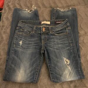 Vigoss vintage y2k fit/bootcut distressed jeans